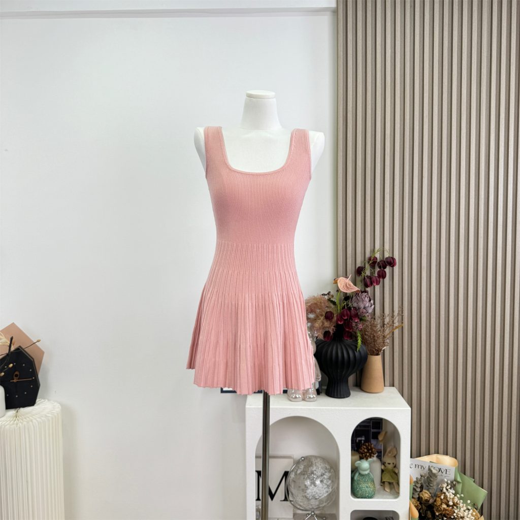 Dreamy Pink Sleeveless Knit Cami Dress for Women